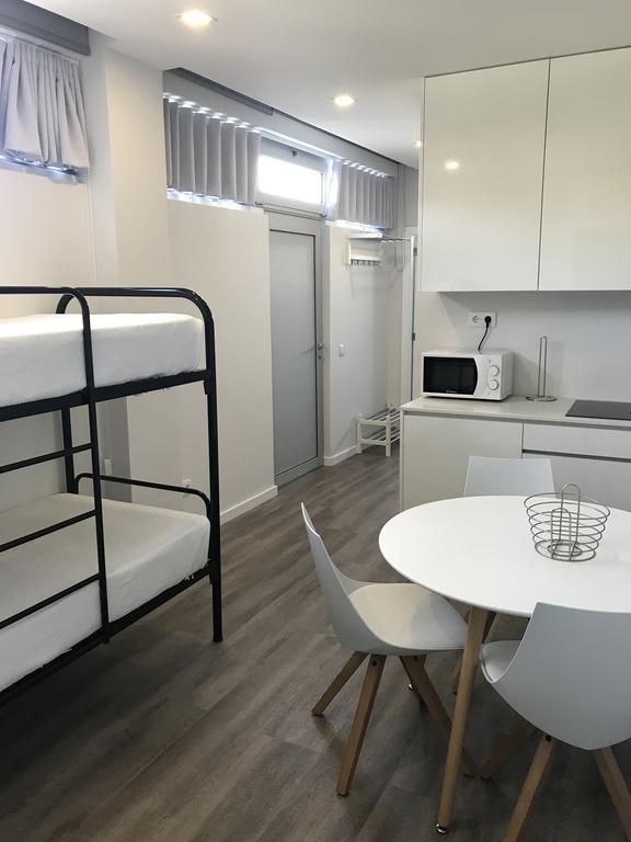 One-Bedroom Apartment,440644053:JPEG